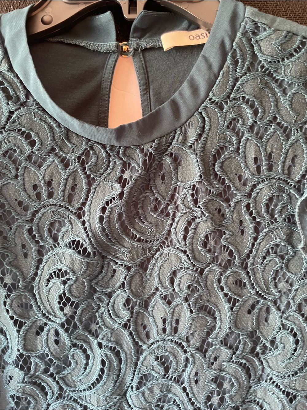 Oasis Teal Lace Ruffle Shell Tank - Picture 3 of 6